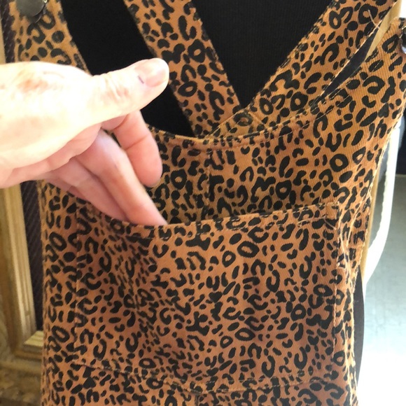 100% cotton Forever 21 Jumpsuit size small - Picture 12 of 16